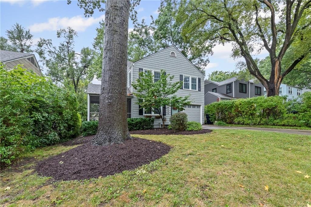 8648 Minnehaha Lane — photo 3