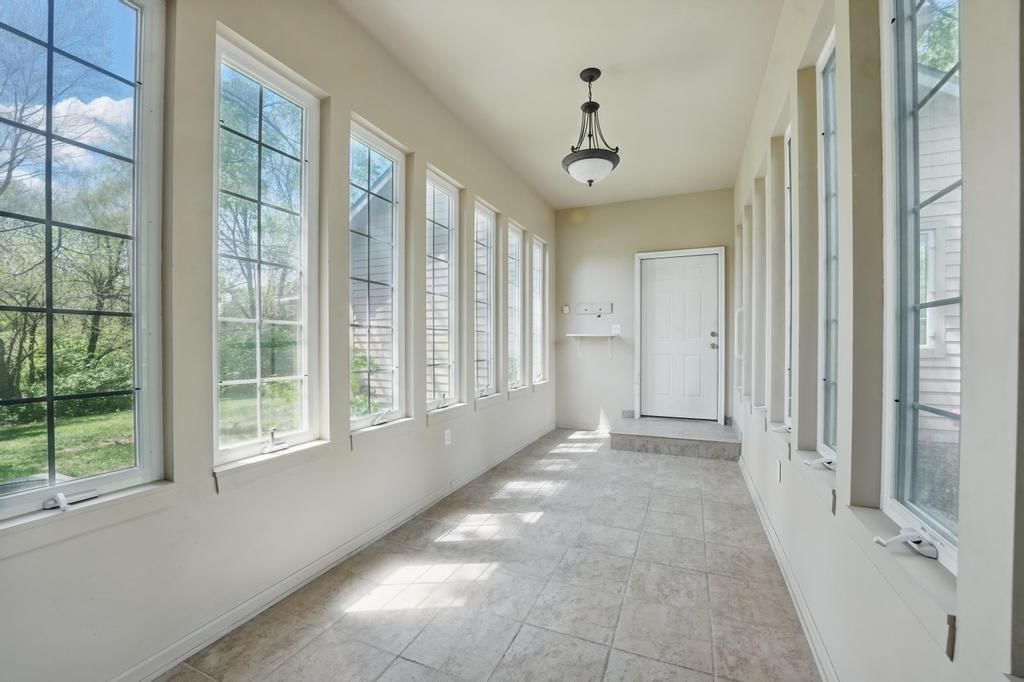 1548 NE Woods Chapel Road — photo 31