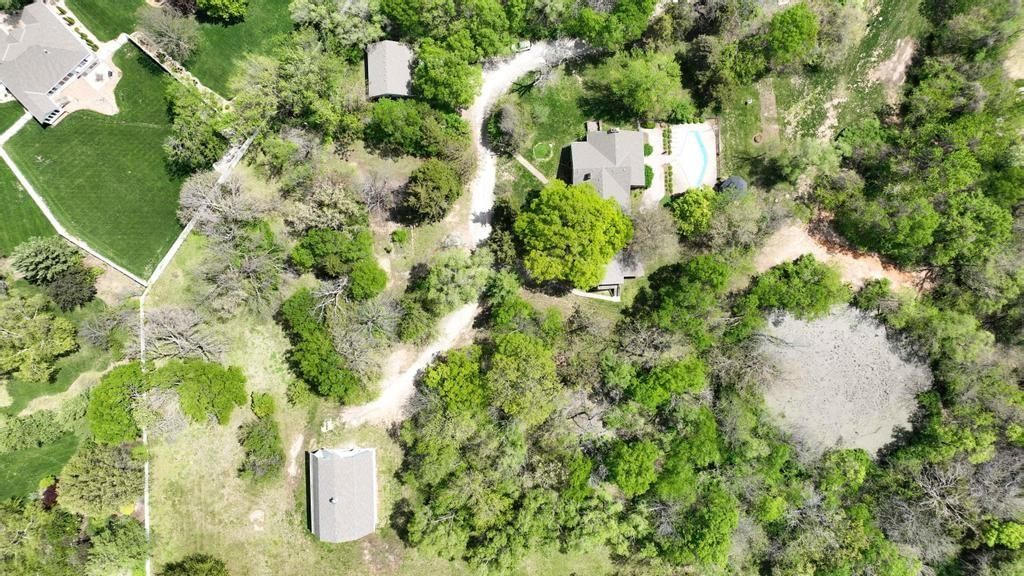 1548 NE Woods Chapel Road — photo 49