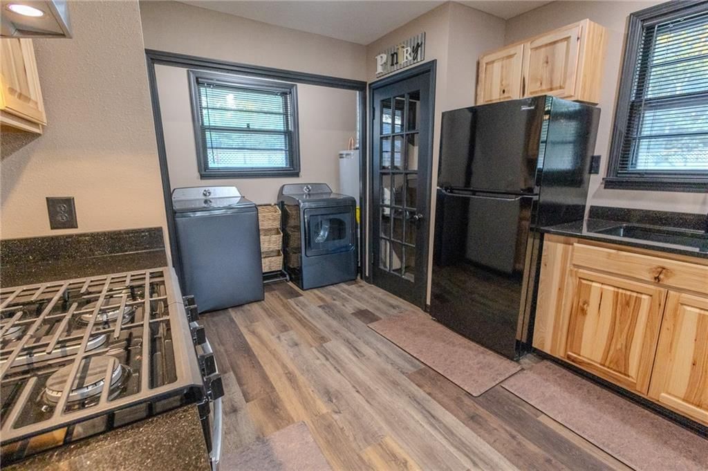 407 Lemon Street — photo 21