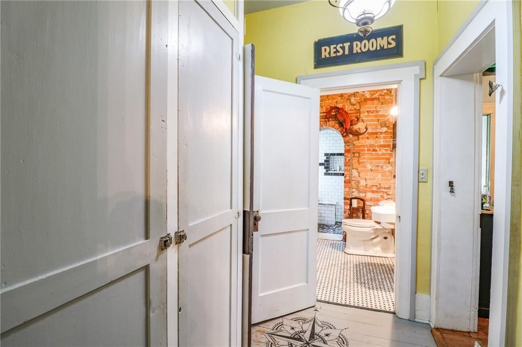 502 N Armstrong Street — photo 25