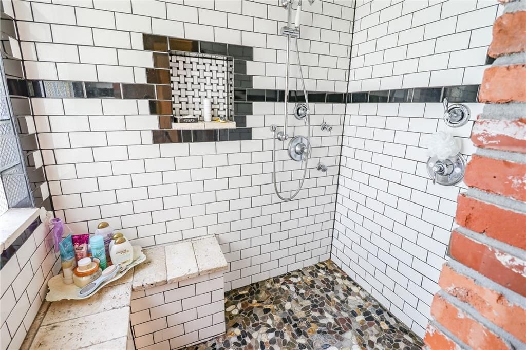 502 N Armstrong Street — photo 27