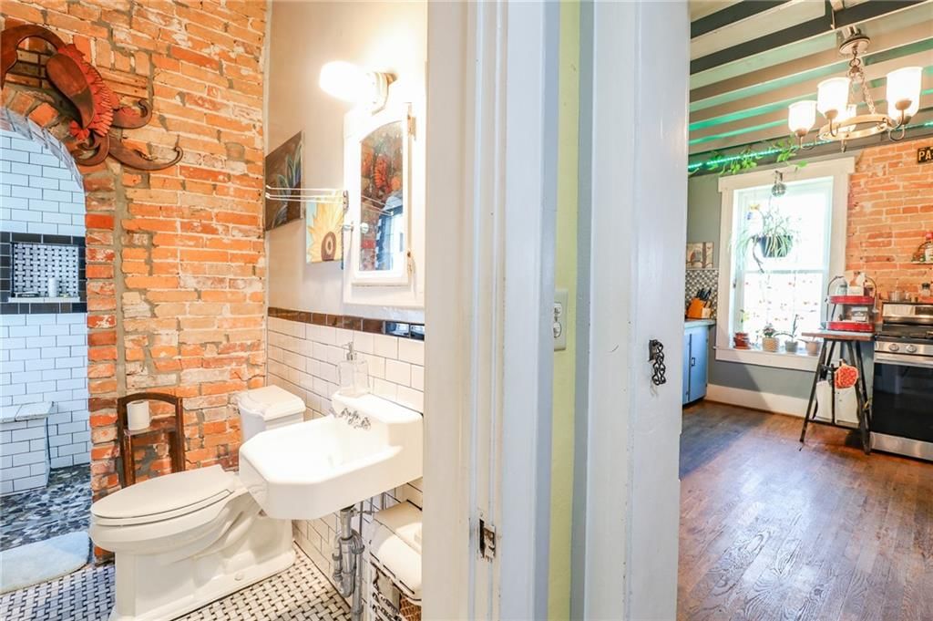 502 N Armstrong Street — photo 30