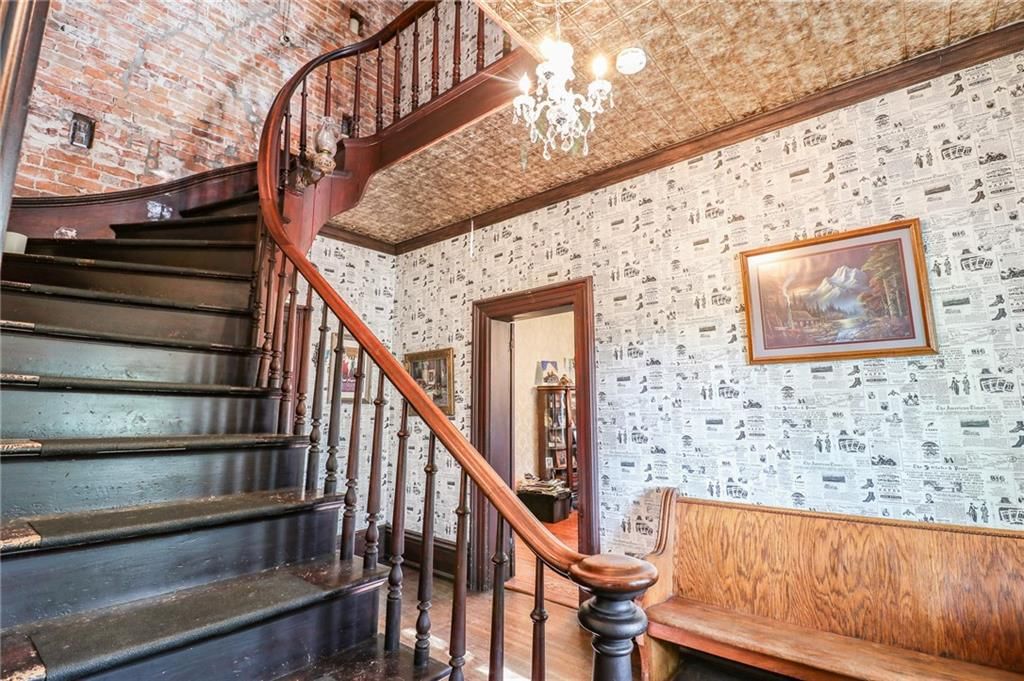 502 N Armstrong Street — photo 35