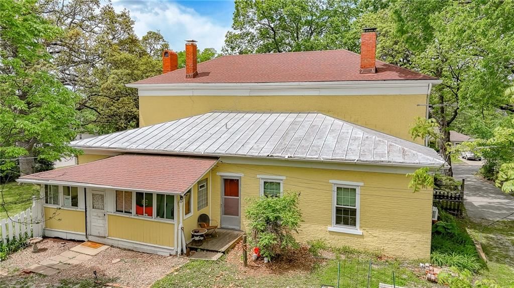 502 N Armstrong Street — photo 57
