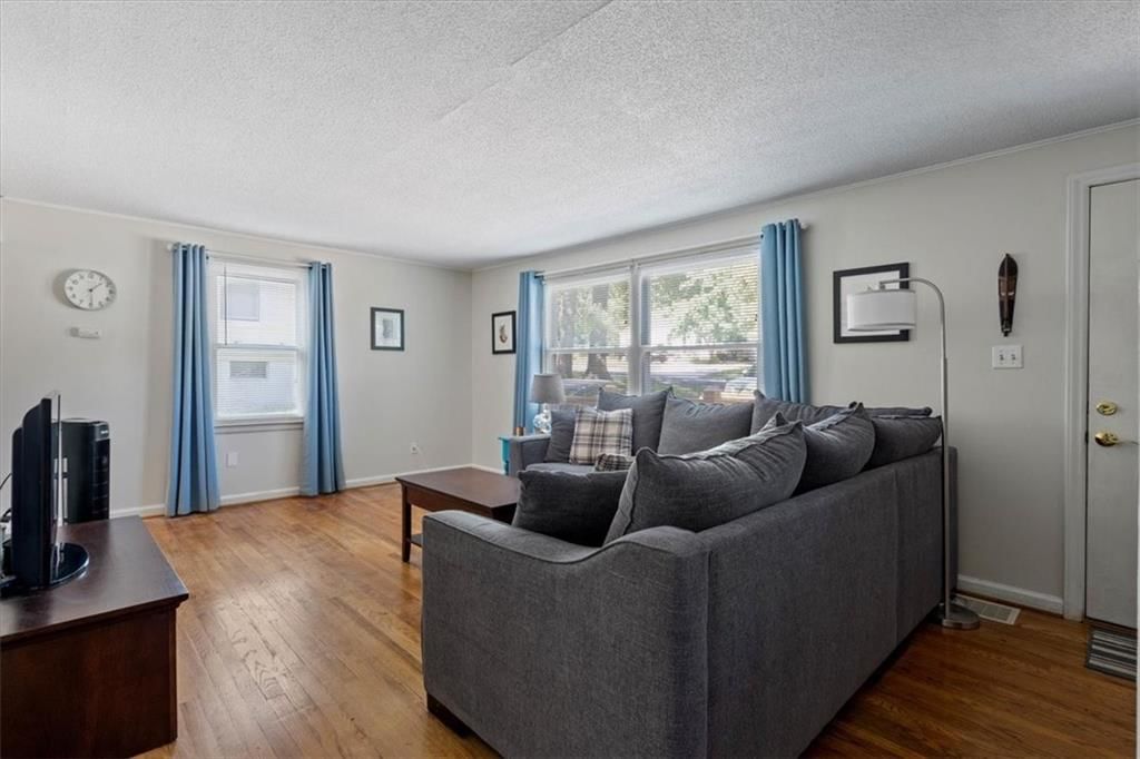 7715 W 54th Terrace — photo 5