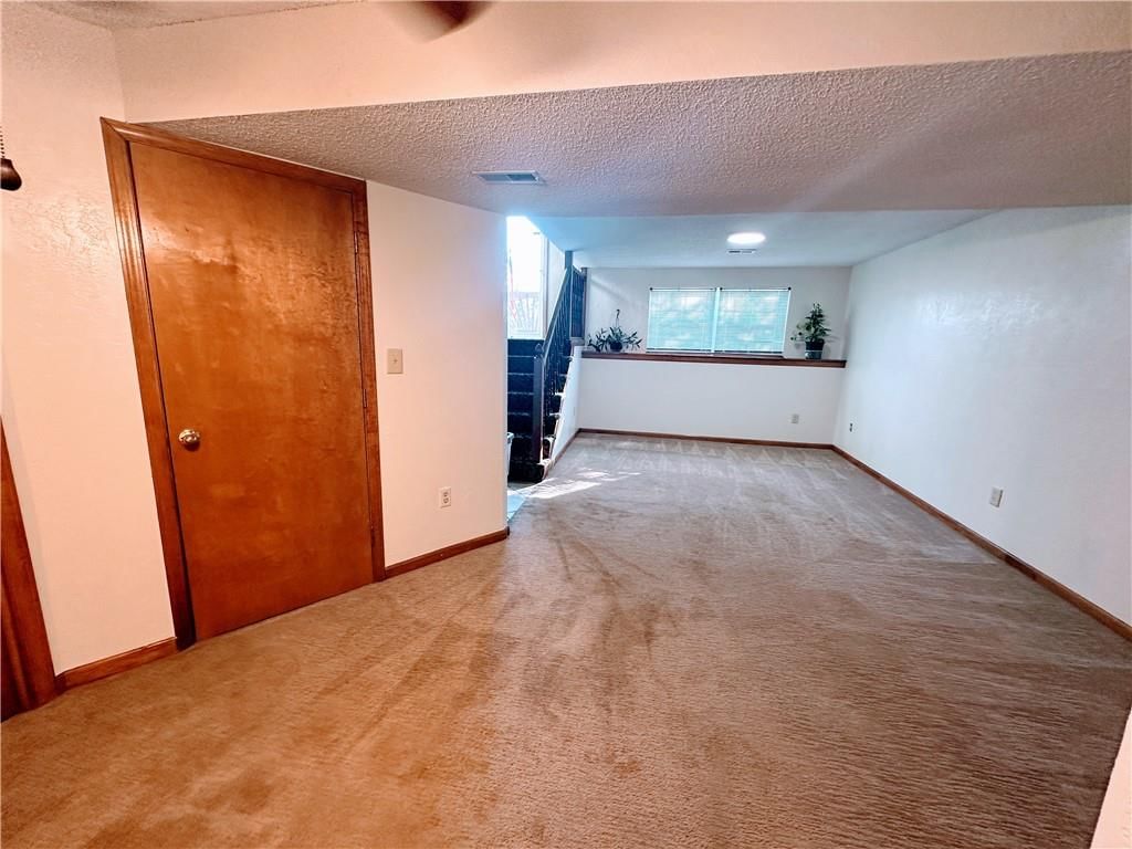 1626 S Whitney Road — photo 17