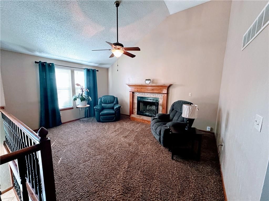 1626 S Whitney Road — photo 3