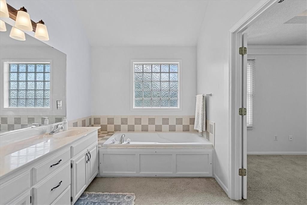 2313 SW Woodhaven Court — photo 15