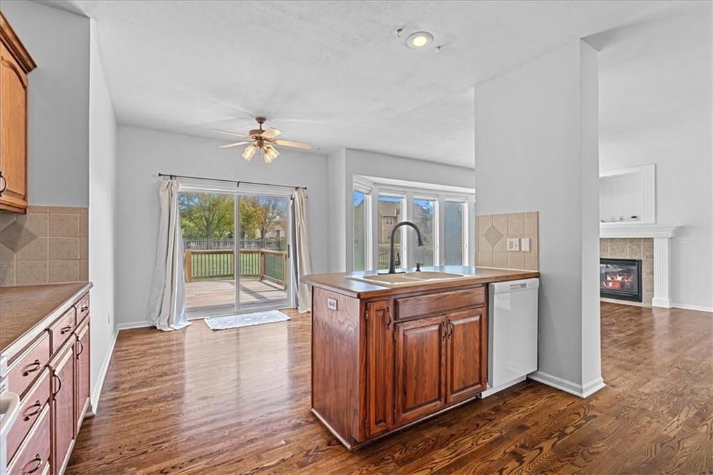 2313 SW Woodhaven Court — photo 5