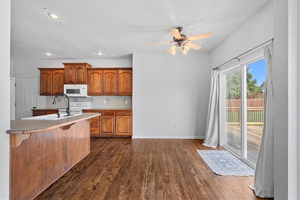 2313 SW Woodhaven Court — photo 8