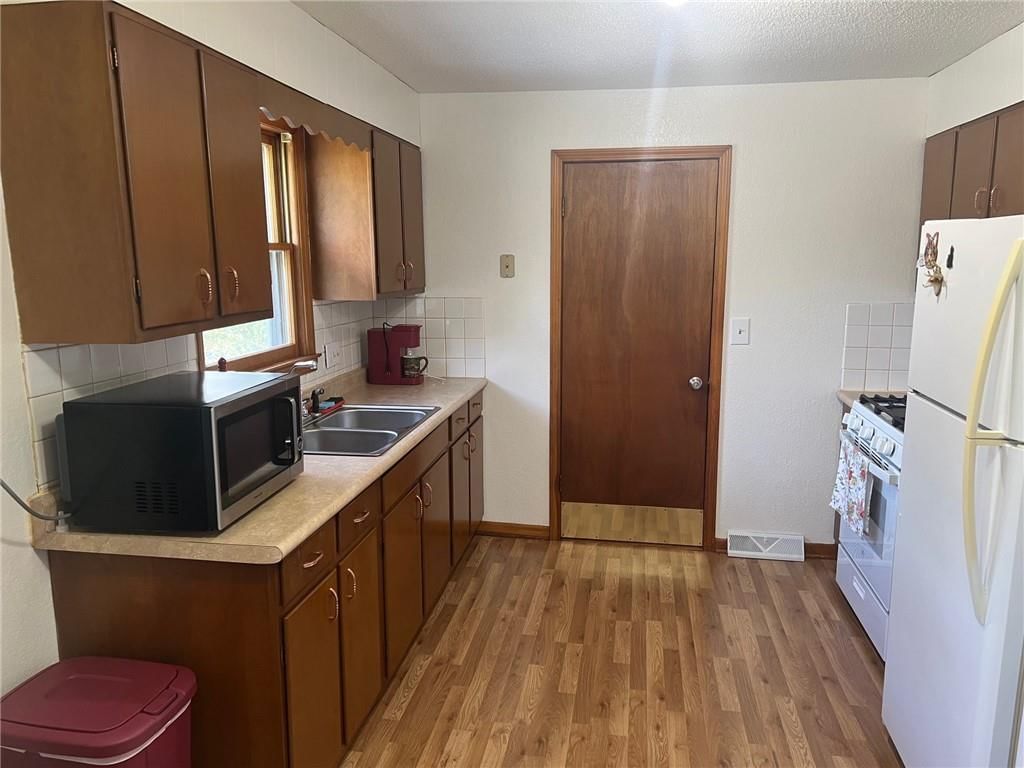 311 W Pine Street — photo 6