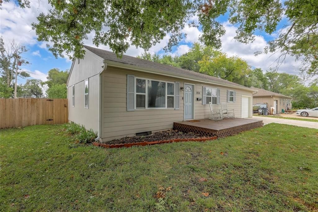 1406 E Loula Street — photo 2