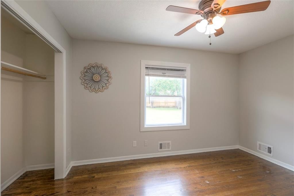 1406 E Loula Street — photo 15
