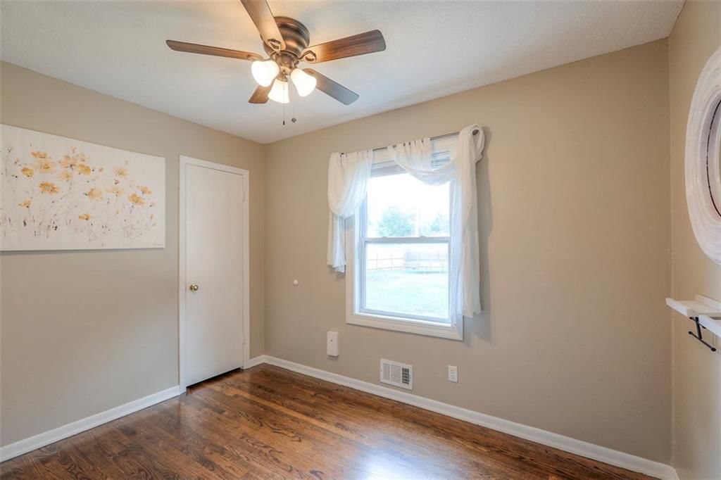 1406 E Loula Street — photo 18