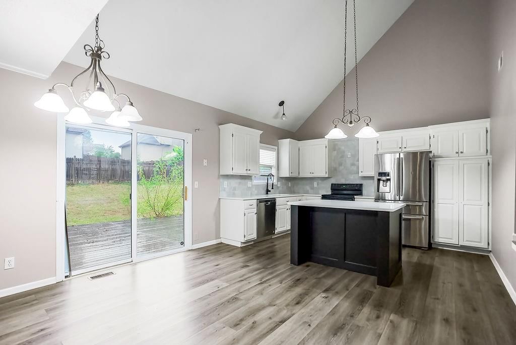 2344 SW Switchback Court — photo 5