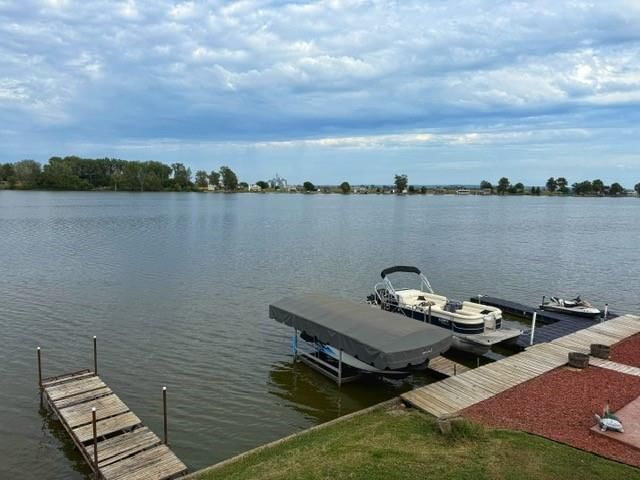 103 Schoonover Drive — photo 3