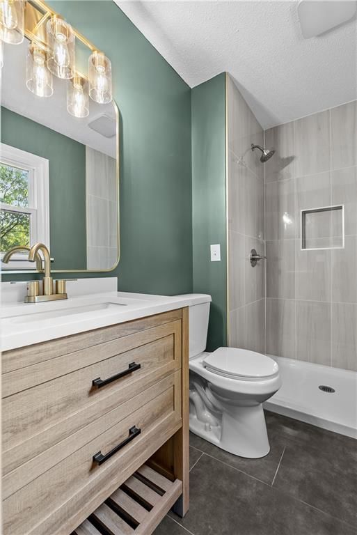 8512 MAYWOOD Avenue — photo 15