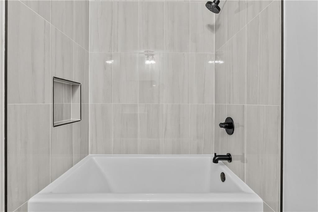 8512 MAYWOOD Avenue — photo 19