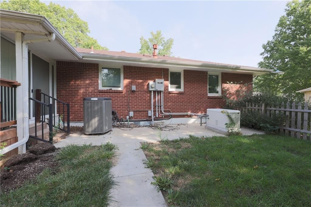 14401 E 36th Terrace E — photo 27