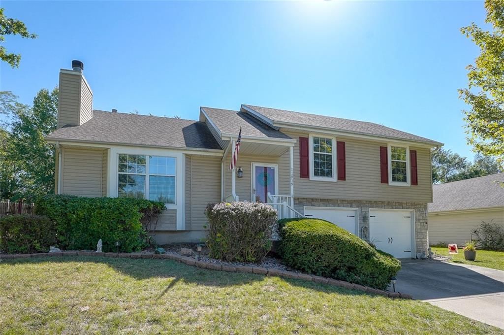 11819 Virginia Avenue — photo 3