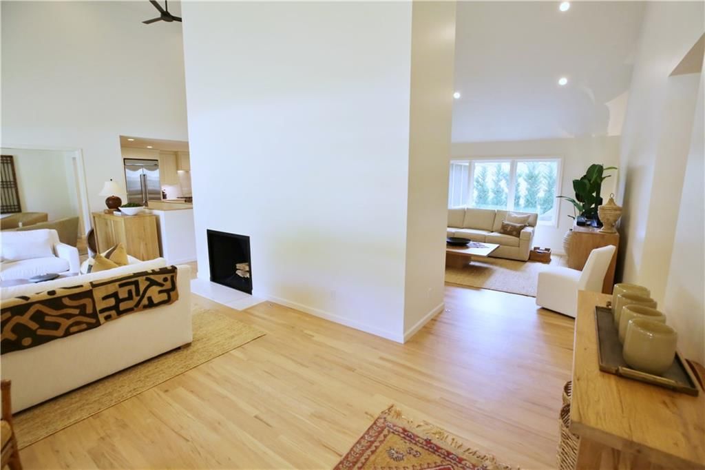605 W Quincy Street — photo 11