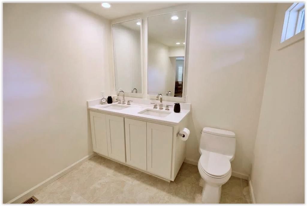 605 W Quincy Street — photo 33