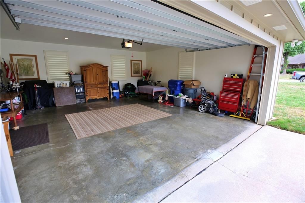605 W Quincy Street — photo 65