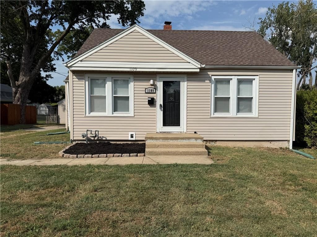 1109 NW B Street, Blue Springs, MO