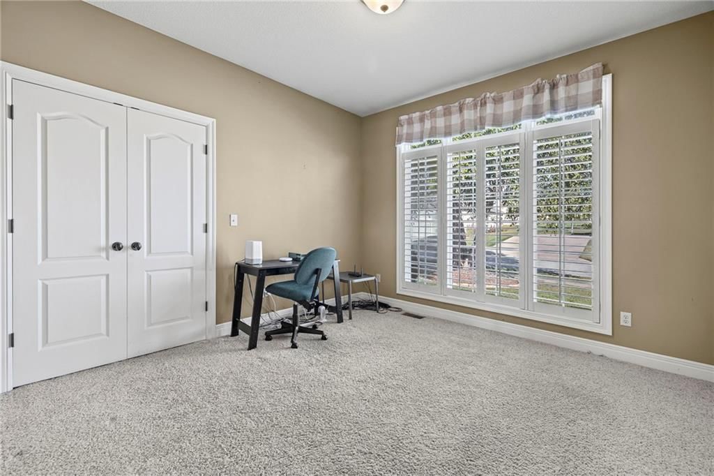 4308 SE CANTER Drive — photo 30