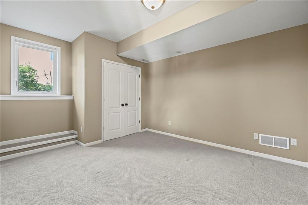 4308 SE CANTER Drive — photo 42