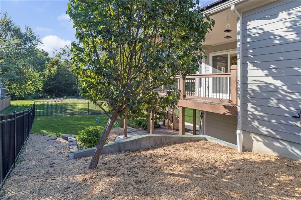 4308 SE CANTER Drive — photo 54