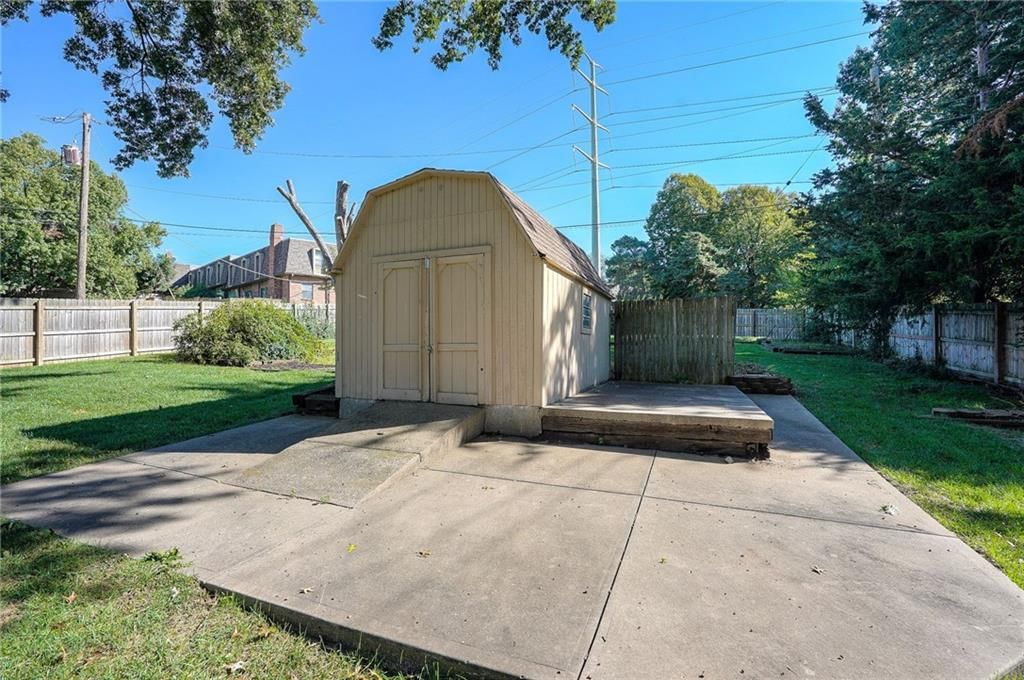 8931 Knox Lane — photo 27