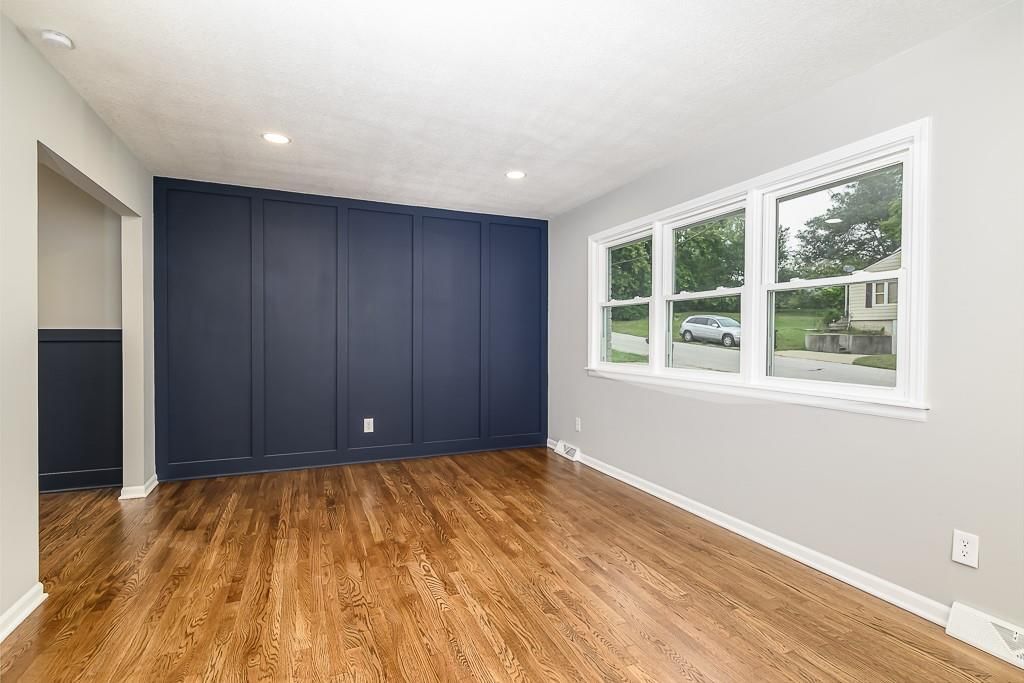 6729 Yecker Avenue — photo 5