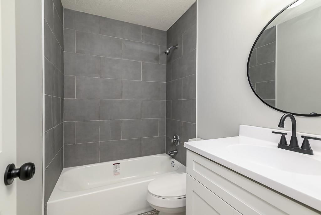 6729 Yecker Avenue — photo 8