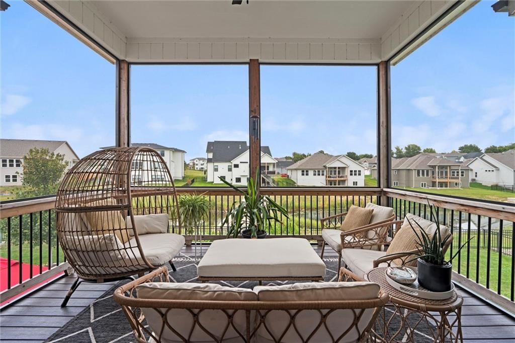 5857 Belmont Drive — photo 34