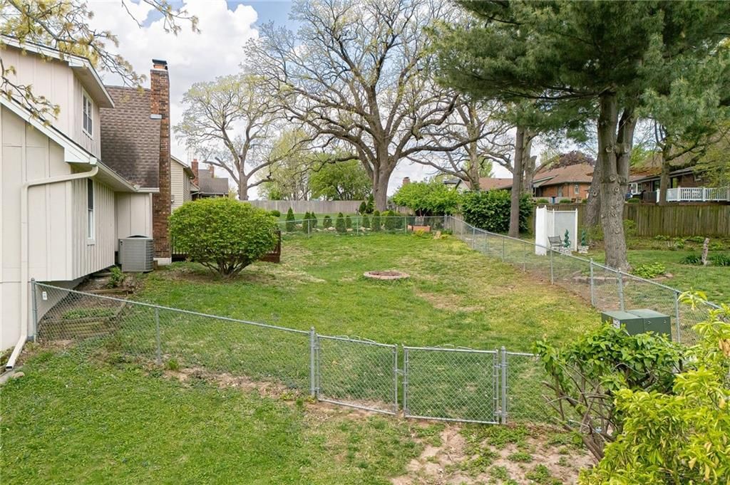 4329 Stonecrest Drive — photo 42