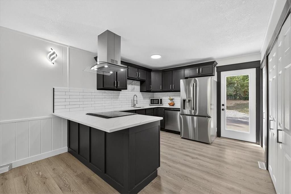 4608 S Crysler Avenue — photo 17