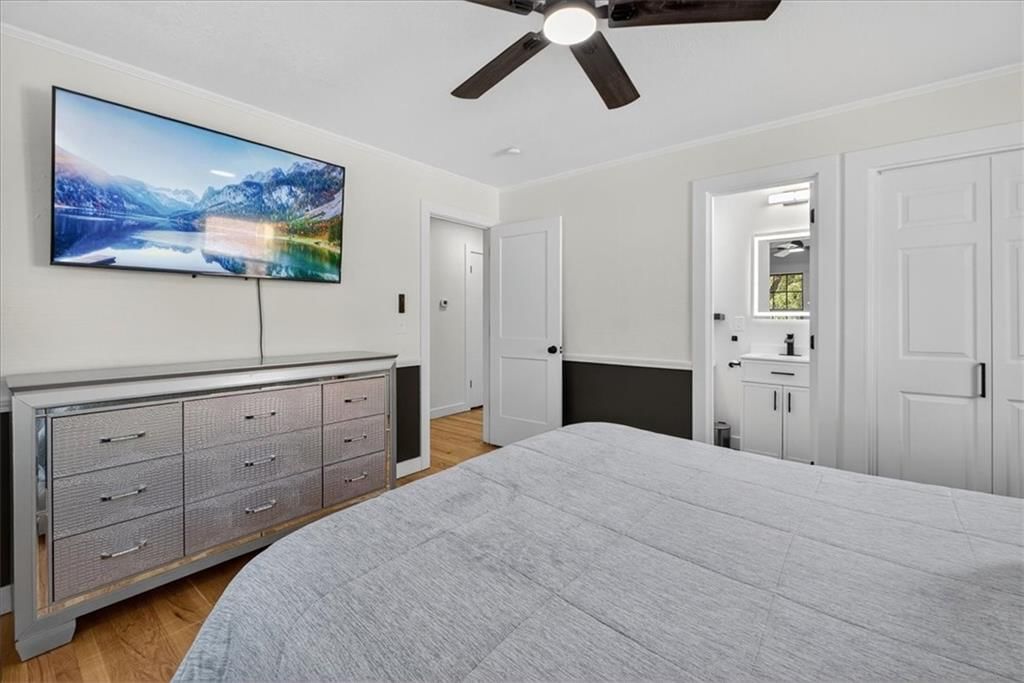 4608 S Crysler Avenue — photo 23