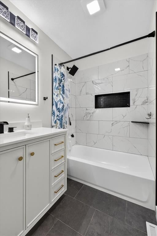 4608 S Crysler Avenue — photo 31
