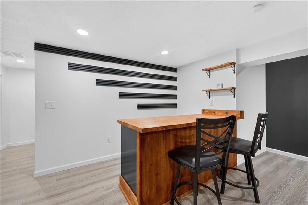 4608 S Crysler Avenue — photo 36