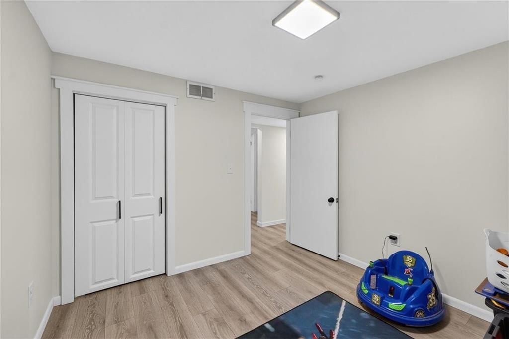 4608 S Crysler Avenue — photo 44