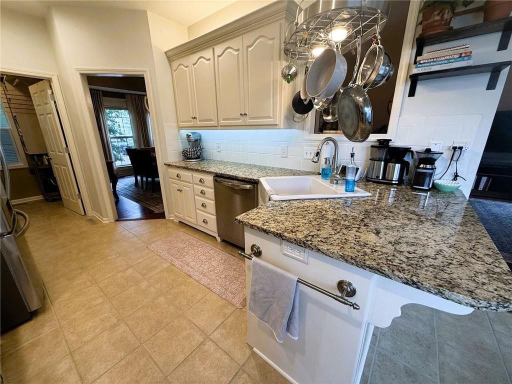3703 Durham Court — photo 8