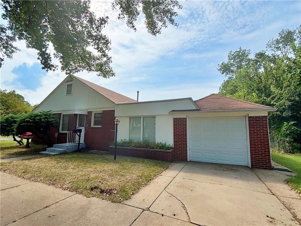 202 W Jefferson Street — photo 44
