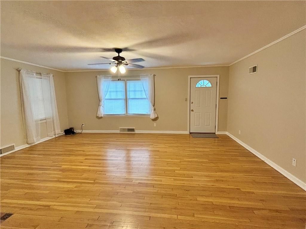 202 W Jefferson Street — photo 6