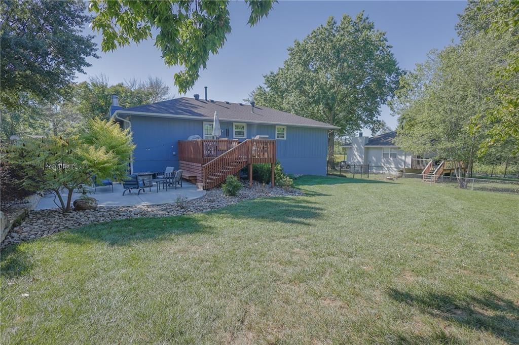 206 Crest Drive — photo 5