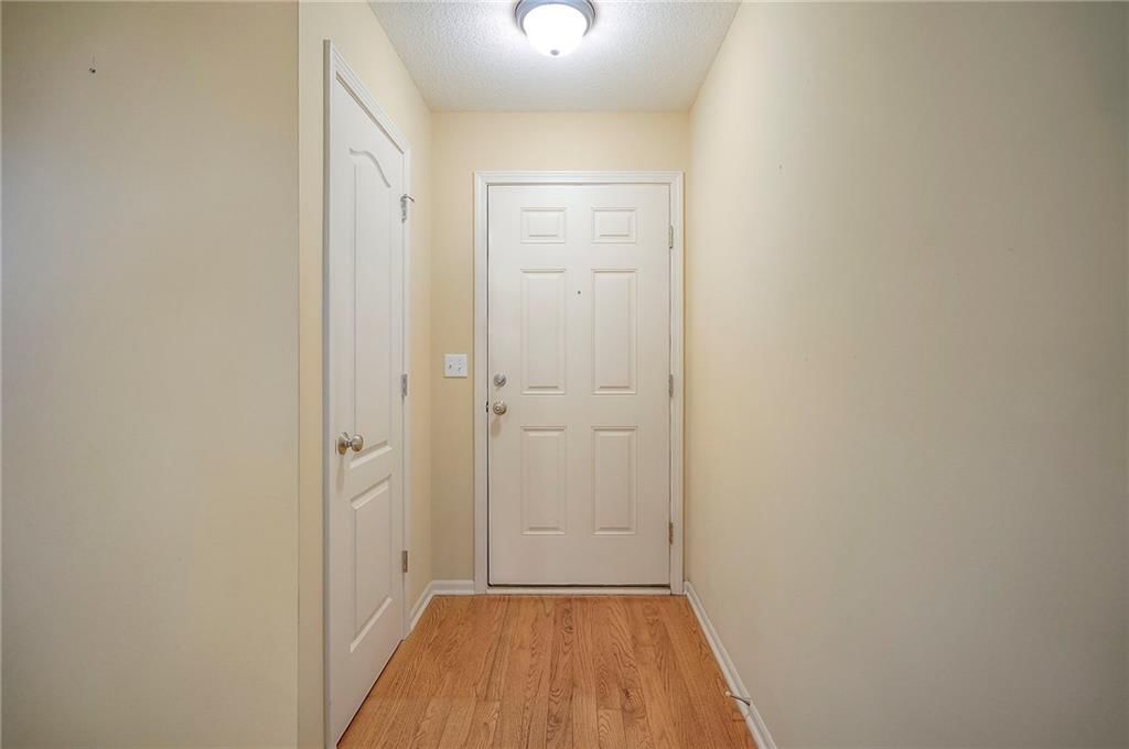 1069 SW Arborway Drive — photo 4