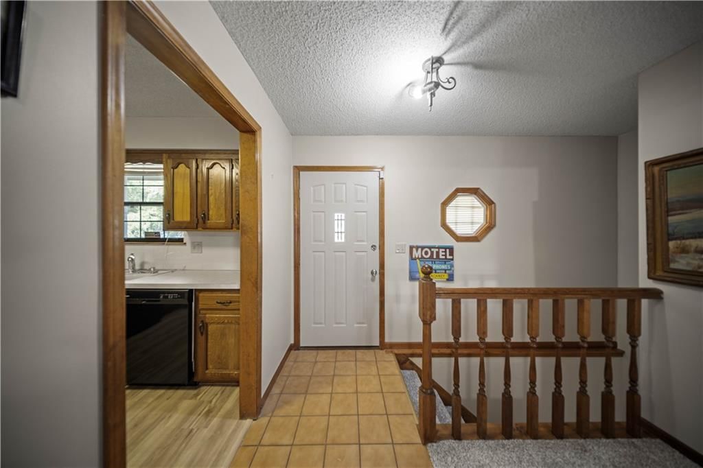 1236 NE Florence Avenue — photo 8