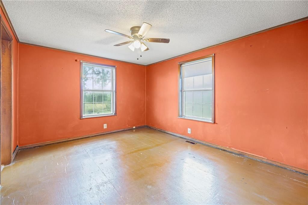 29655 Pleasant Valley Road — photo 15