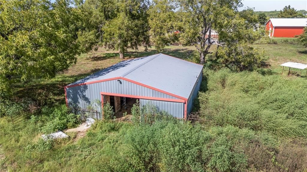 29655 Pleasant Valley Road — photo 36